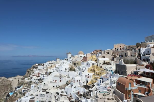 Oia Mare Villas: Stunning Cliffside Luxury Experience in Santorini